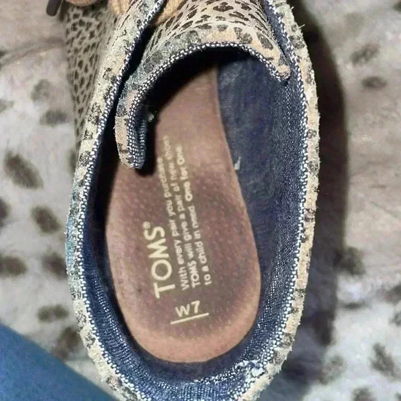 Tom’s Leopard Print Wedges - Picture 6 of 6